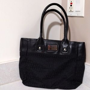 Tommy Hilfiger purse.